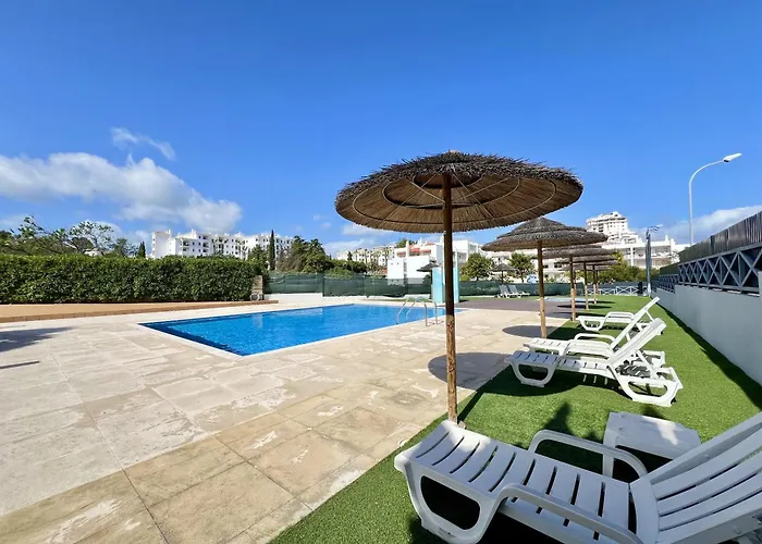 Modern 7 With Pool By Homing * البوفيرا