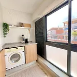 Modern 7 With Pool By Homing Lägenhet