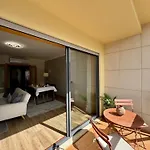 Apartment Modern 7 With Pool By Homing *