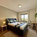 Modern 7 With Pool By Homing *