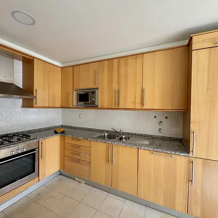 Modern 7 With Pool By Homing Apartment *
